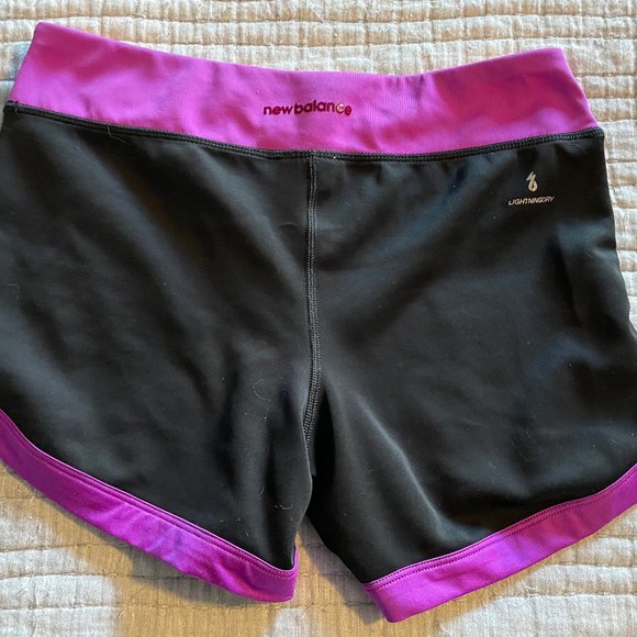 Lot of 2 Running Shorts Old Navy New Balance - Picture 9 of 9